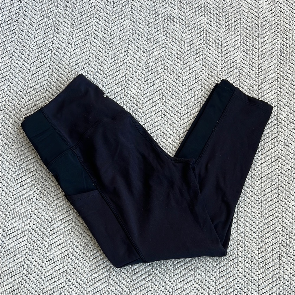 Marika Black crop Leggings